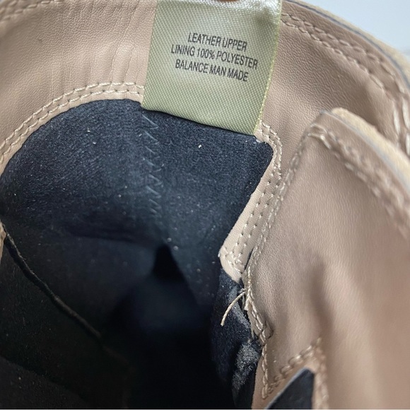 Blondo Dagger Tan Suede Bootie 10M - Picture 12 of 15